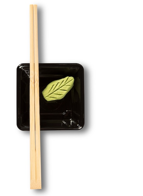 Foto hashi mit wasabi - japanisches essen