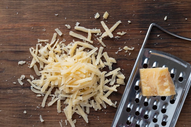 Haufen geriebener Parmesan