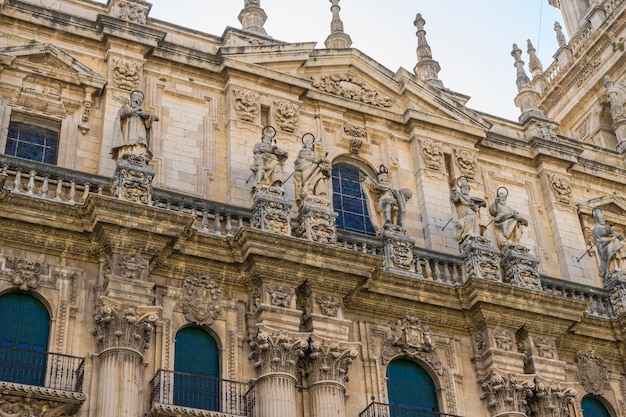 Hauptfassade der Kathedrale von Jaen in Andalusien, Spanien
