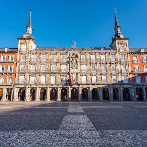 Hauptfassade der Plaza Mayor in Madrid Sitz der staatlichen Institutionen Spaniens