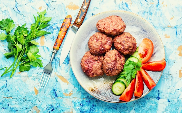 Foto hausgemachte gedämpfte fleischbällchen