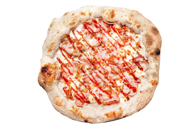 hausgemachte italienische Salami-Pizza und Carnichon-Gurken, mit Käse in einem Karton, auf einem weißen ist