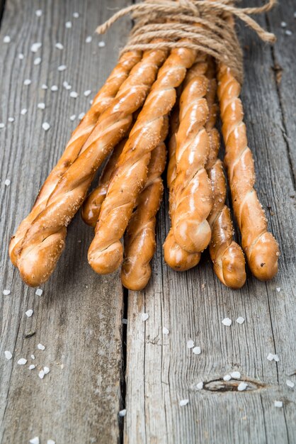 Hausgemachte Käsebrotstangen