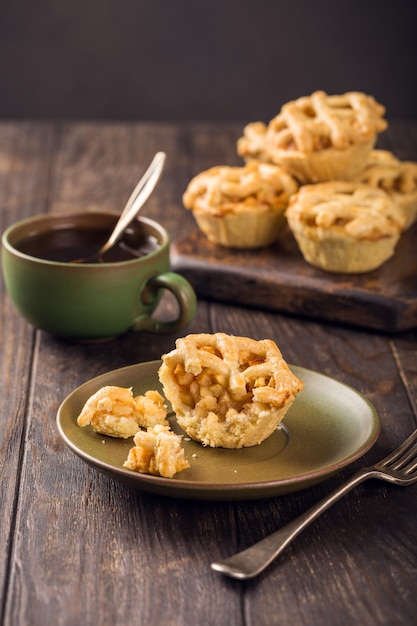 Hausgemachte Mini-Apfelkuchen