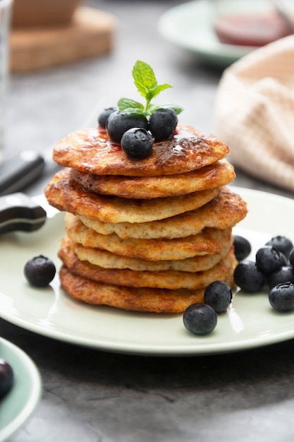 Hausgemachte Pfannkuchen mit Blaubeeren