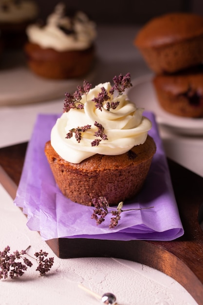 Hausgemachte Schokoladen Cupcakes