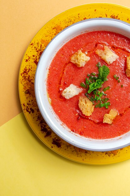 Foto hausgemachte tomaten suppe