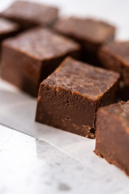 Hausgemachter Schokoladen-Erdnussbutter-Fudge
