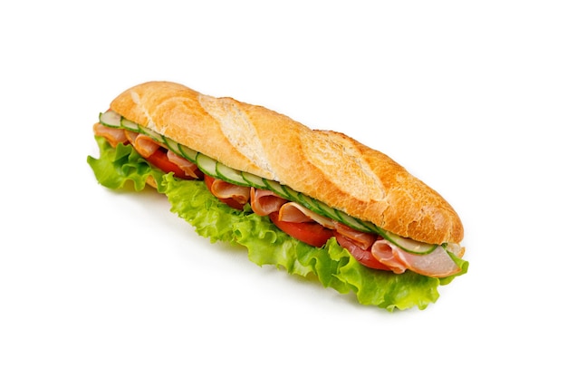 Hausgemachtes Baguette mit Gemüse und Schinken Sub Sandwich mit Schinken-Tomaten-Salat-Salat-Gurke