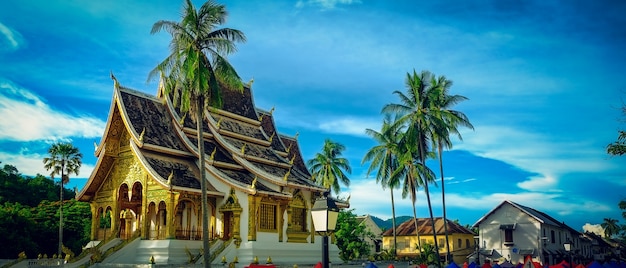 Haw Pha Bang, templo budista localizado nas terras do Museu do Palácio Real