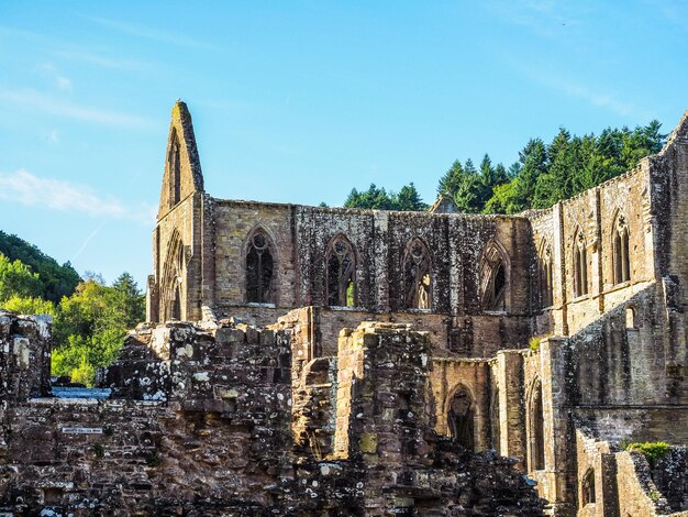 HDR Abadía de Tintern Abaty Tyndyrn en Tintern