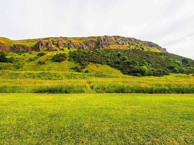 Foto hdr arthur's seat en edimburgo