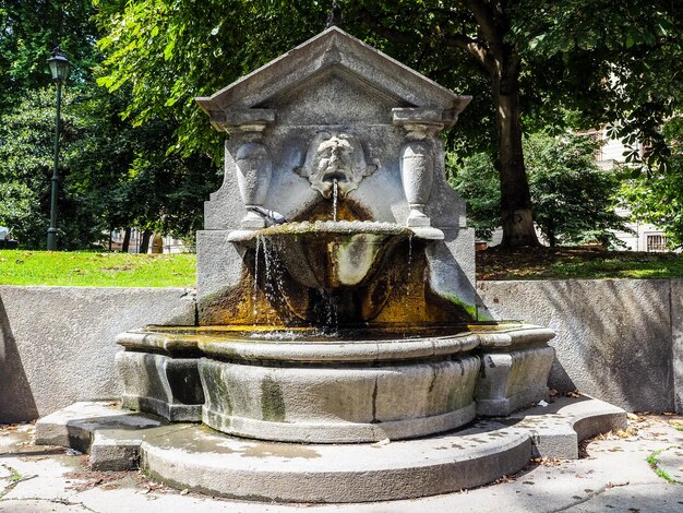 HDR-Fontana dei Mascheroni in Turin