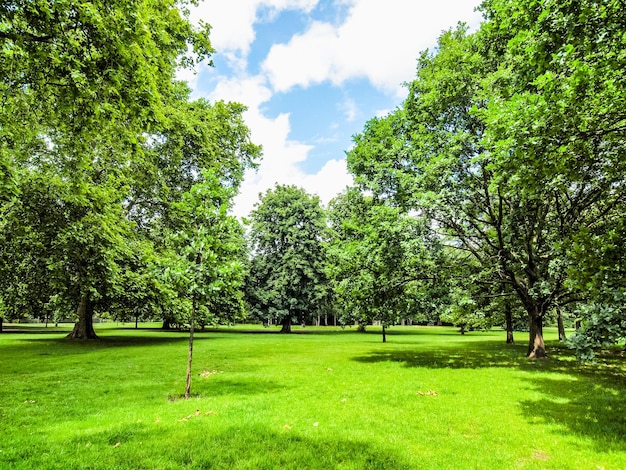 HDR Kensington Gardens London