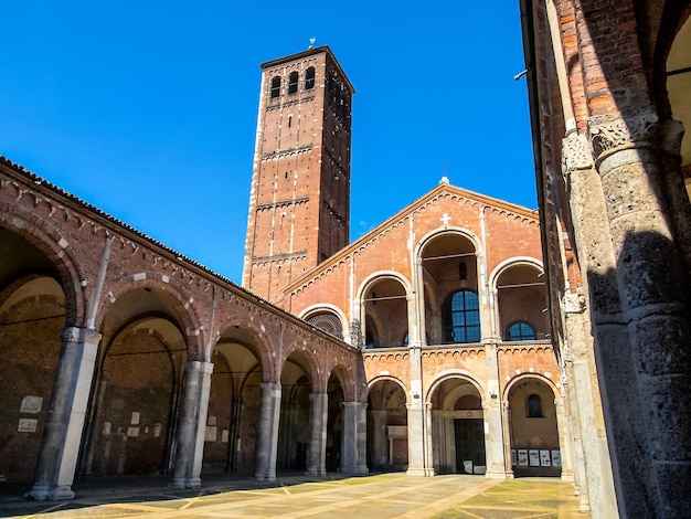 HDR Kirche Sant Ambrogio Mailand