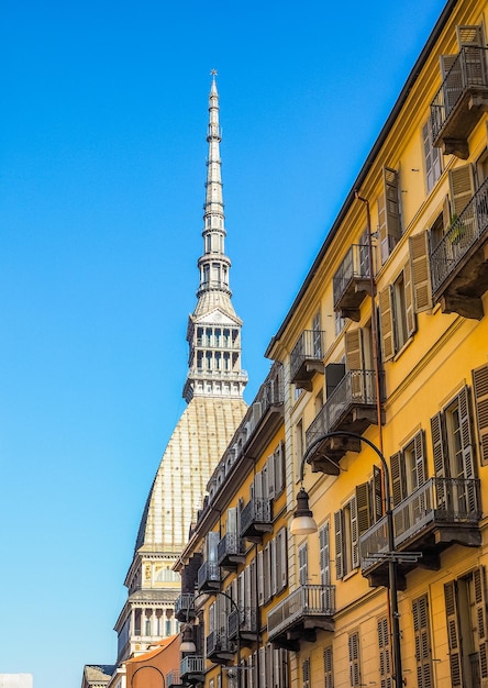 HDR Mole Antonelliana em Turim