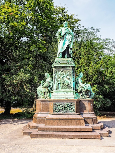 HDR Peter-von-Cornelius-Denkmal in Düsseldorf