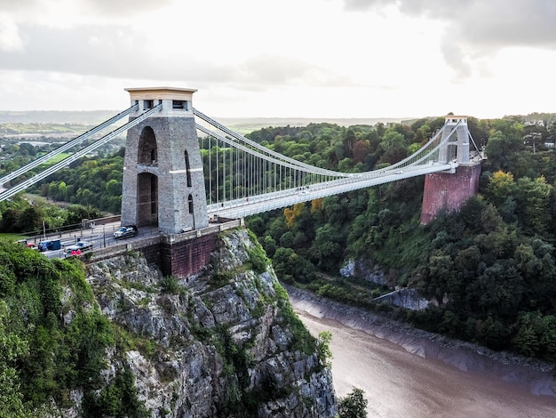 HDR Puente colgante de Clifton en Bristol