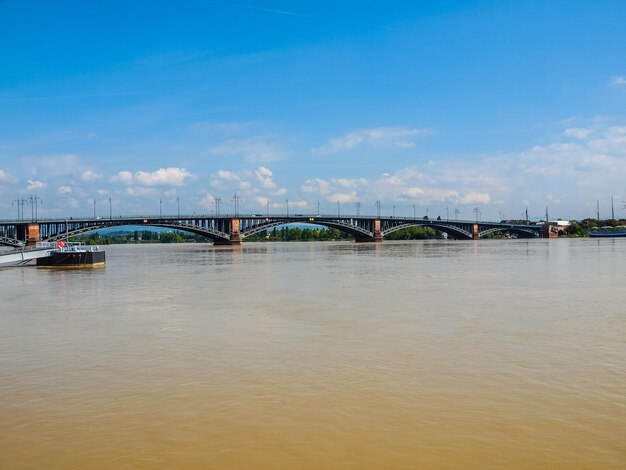 HDR Rhein in Mainz