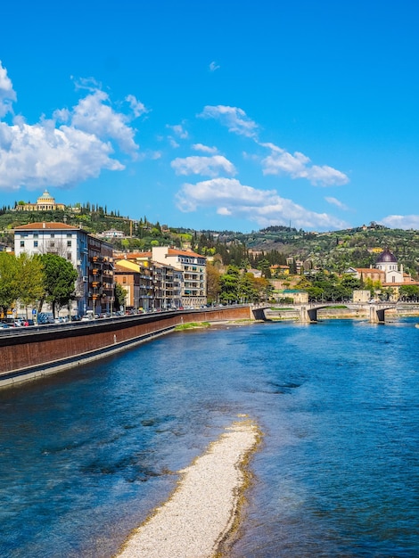 HDR Rio Adige em Verona