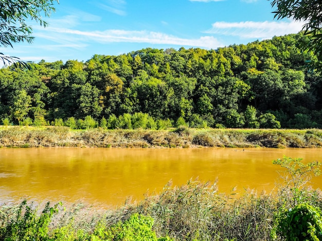 Hdr river wye em tintern