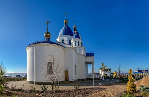 Heiliger Schutz Skete des Heiligen Dormition Odessa Klosters der Odessa Diözese der Ukrainischen Orthodoxen Kirche an einem sonnigen Wintertag