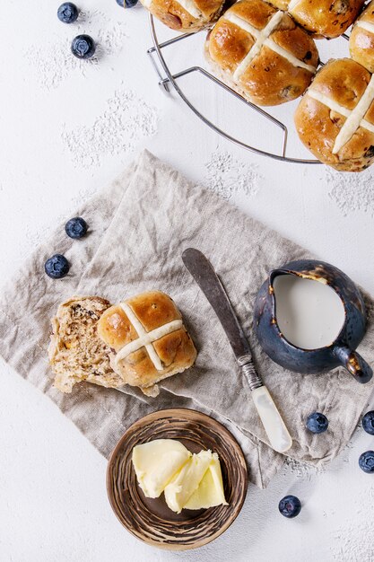 Heiße Kreuzbrötchen