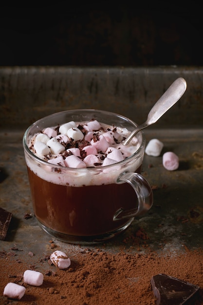 Foto heiße schokolade mit marshmallows