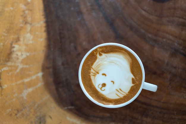 Heißer Latte Art Kaffee