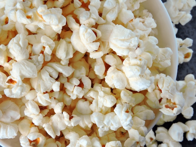 Heißes hausgemachtes Popcorn.