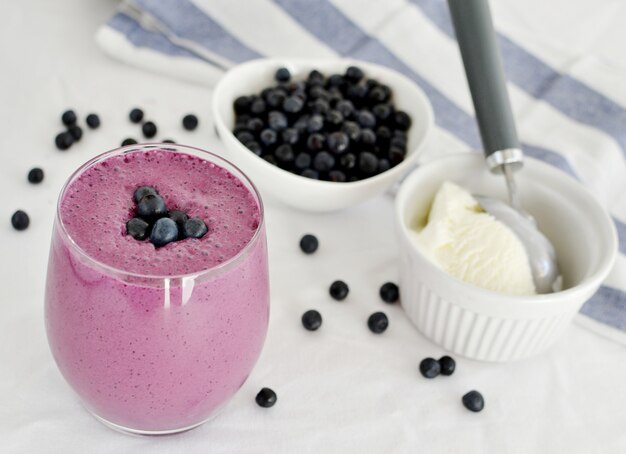 Helado De Batido De Arándanos