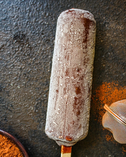 helado de chocolate postre dulce