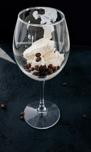 Helado con granos de café