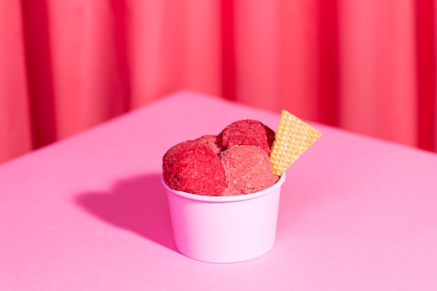 Foto helado de primer plano en un tazón