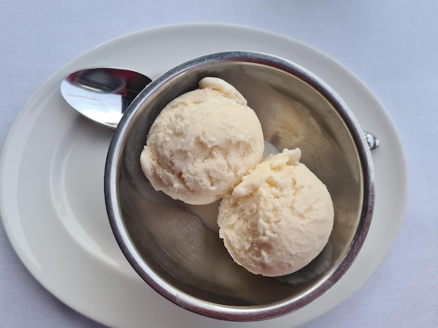 Helado Sundae en un tazón Comida dulce en forma de postre