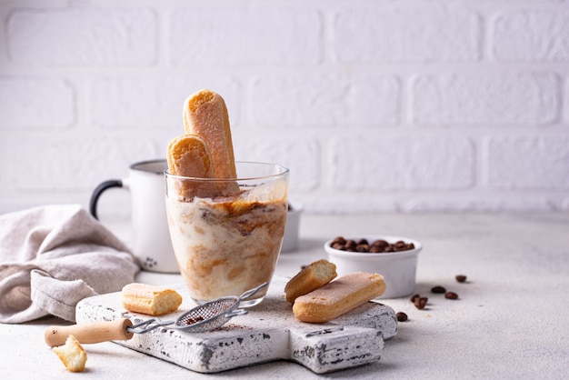 Helado de tiramisú. Postre italiano