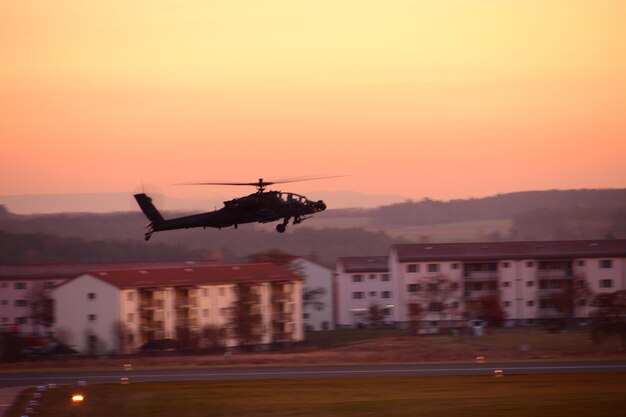 Helicóptero Apache AH64D