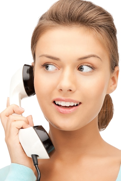 helles Bild einer glücklichen Geschäftsfrau mit Telefon