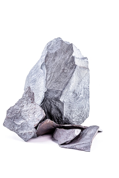 Foto hematita, mineral en bruto. un óxido de hierro que se encuentra con frecuencia en suelos y rocas utilizado en la industria