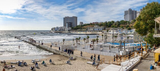 Herbst am Strand im Ferienort Arcadia in Odessa