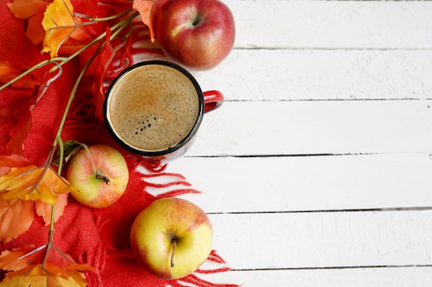 Herbst Flatlay mit Tasse Kaffee