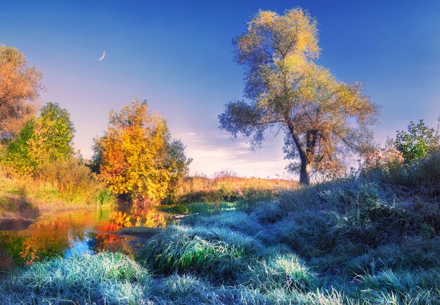 Herbst, Frost, Fluss