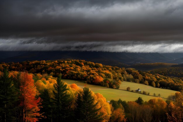 Herbstlandschaft dramatische Beleuchtung blauer Himmel und weiße Wolken professionelle Fotografie