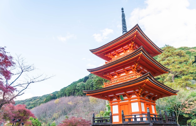 Hermosa arquitectura en el templo Kiyomizu-dera Kyoto ,.