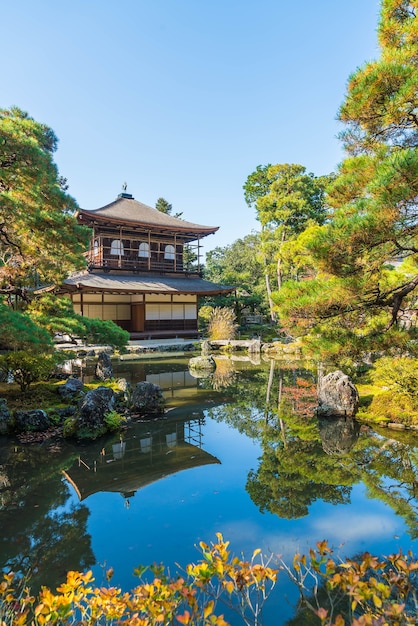 Hermosa arquitectura en el templo de plata Pabellón Ginkakuji