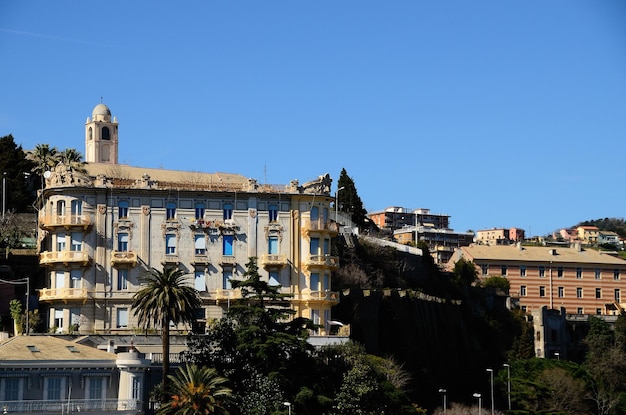 Hermosa casa antigua en Savona