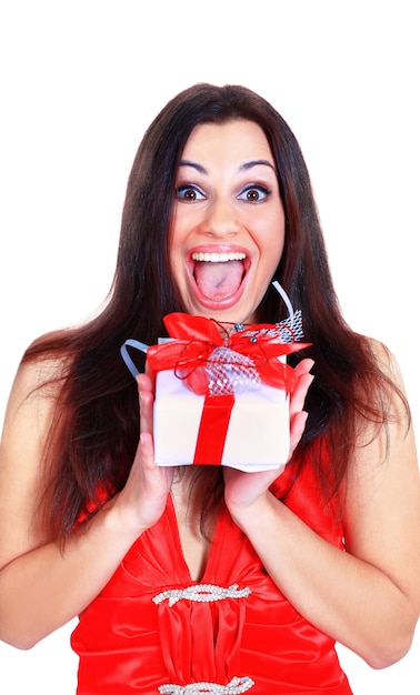 Foto hermosa chica con regalos.