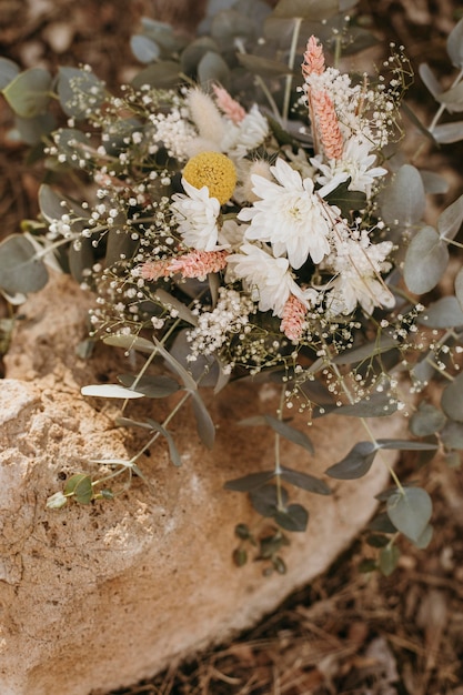 Foto hermosa decoración floral de dama de honor