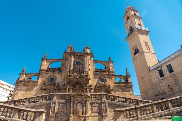 Foto hermosa fachada de la iglesia catedral de la ciudad de jerez de la frontera en cádiz andalucía