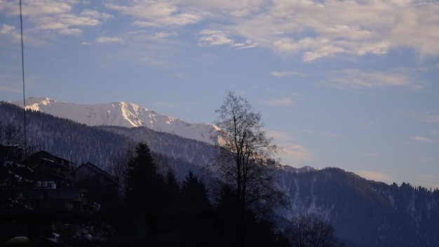 Hermosa imagen de Mountain View durante el invierno